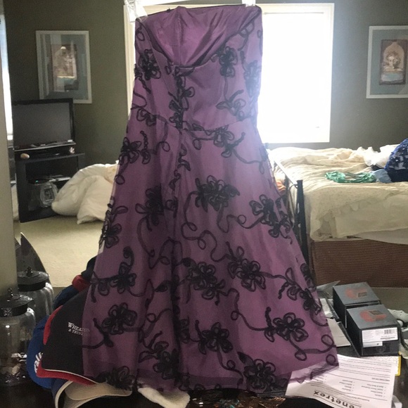Purple homecoming dress WILLING TO NEGOTIATE! - Picture 2 of 2